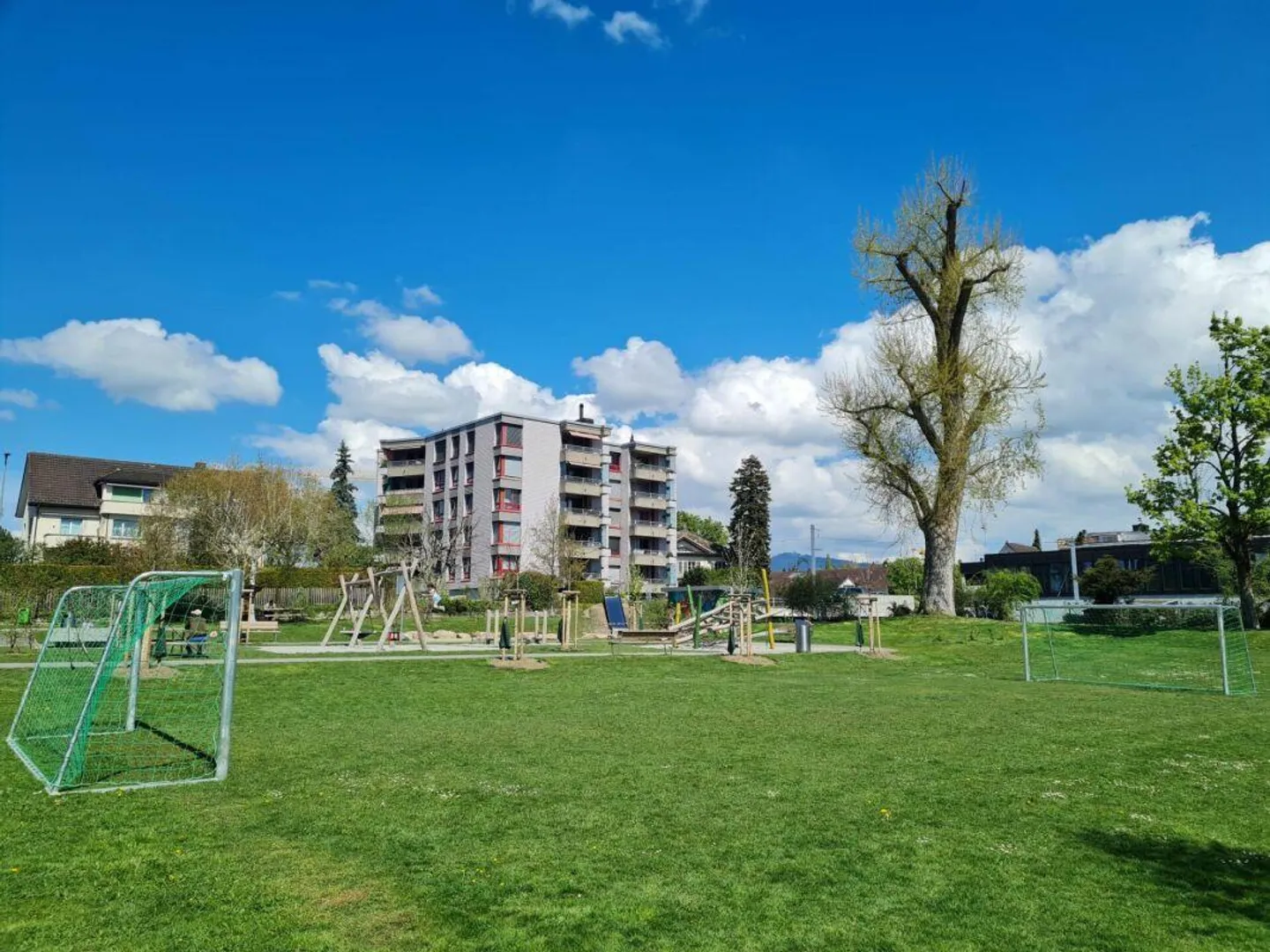 Appartamento familiare di 5,5 stanze con vista panoramica in posizione centrale - Foto 9 di 9