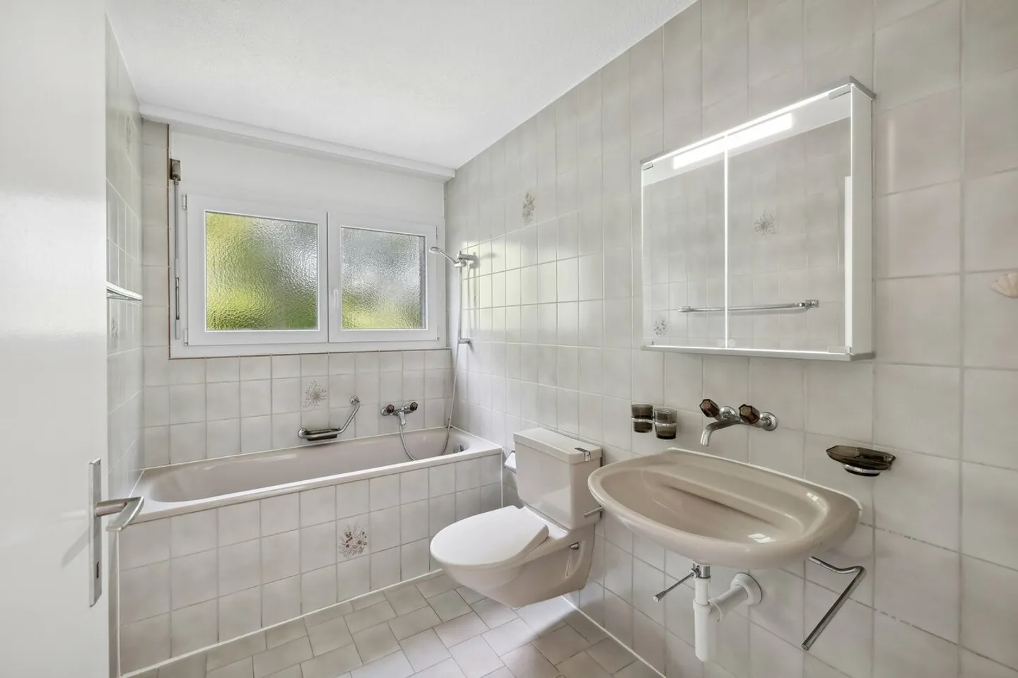 APARTMENT FOR RENT IN A VERY SUNNY AND FAMILY-FRIENDLY NEIGHBORHOOD - Photo 10 of 12