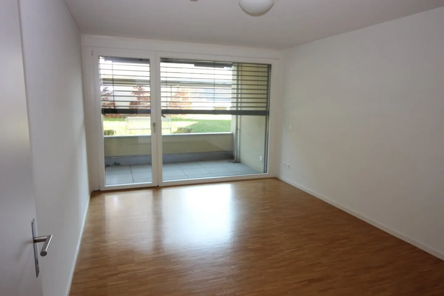1 Mois de Loyer Gratuit ! Appartement Moderne 2.0 Pièces en Emplacement Central - Photo 3 sur 6