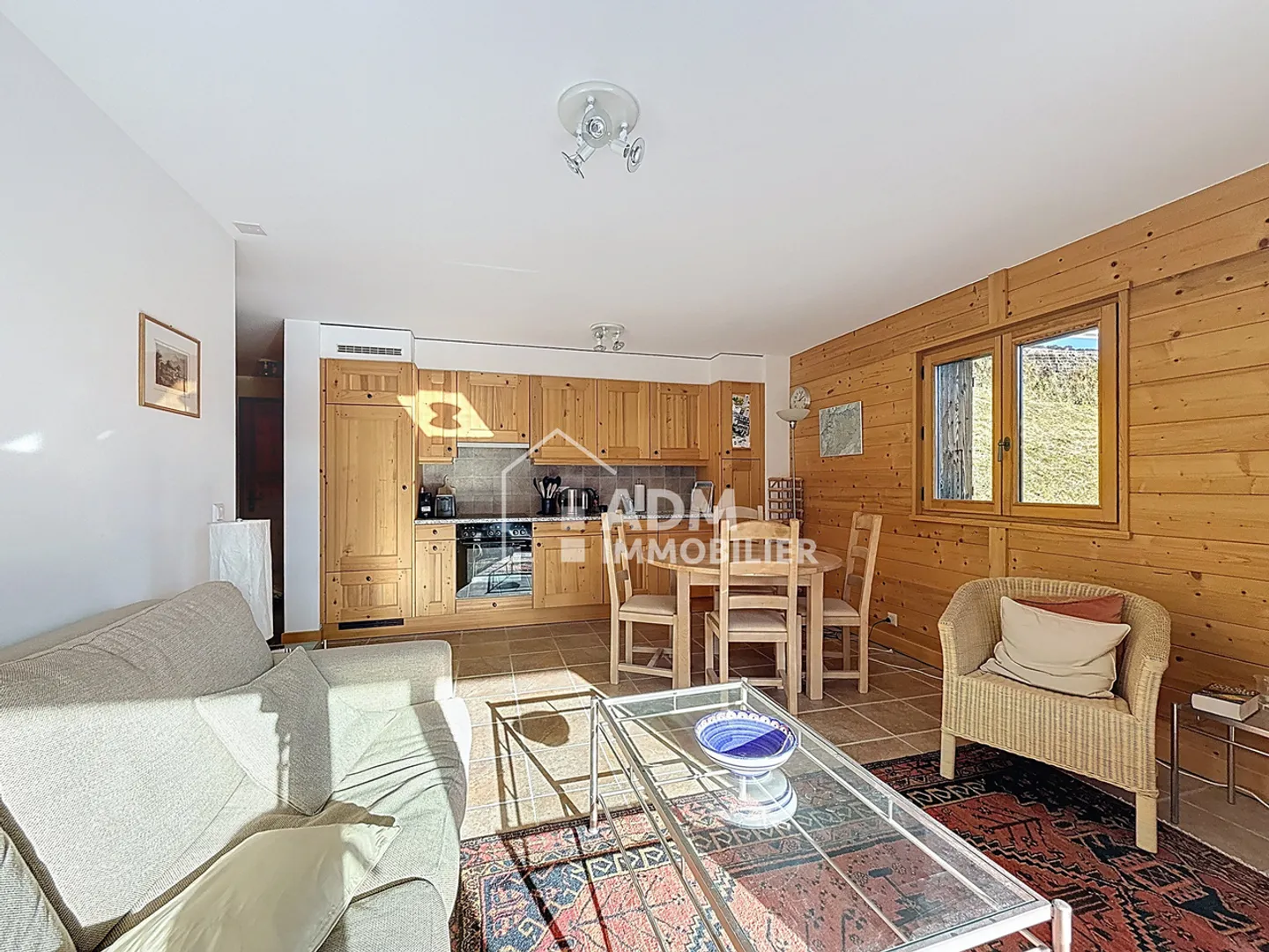 Ovronnaz appartement 3.5 pièces avec cachet en face des bains thermaux - Photo 4 sur 13