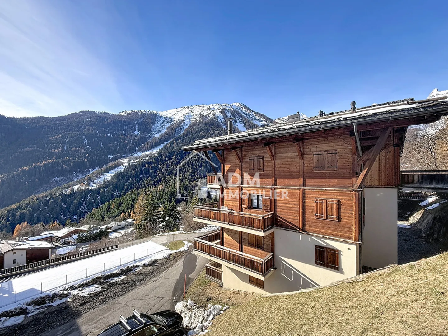 Ovronnaz appartement 3.5 pièces avec cachet en face des bains thermaux - Photo 11 sur 13