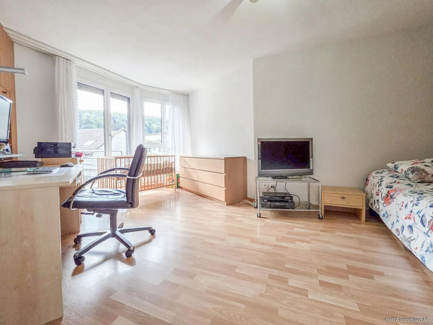 Wohngenuss mit viel Platz und zwei Sonnenterrassen - Foto 7 von 15