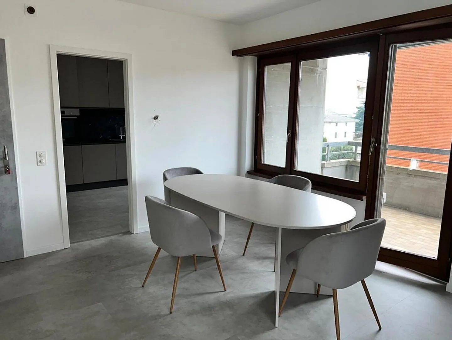 Appartamento Ristrutturato a Mendrisio - Foto 3 di 13