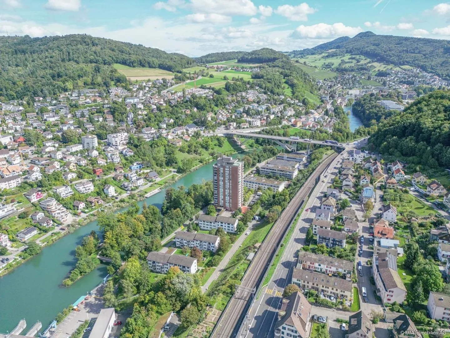 Wohngenuss mit viel Platz und zwei Sonnenterrassen - Foto 15 von 15