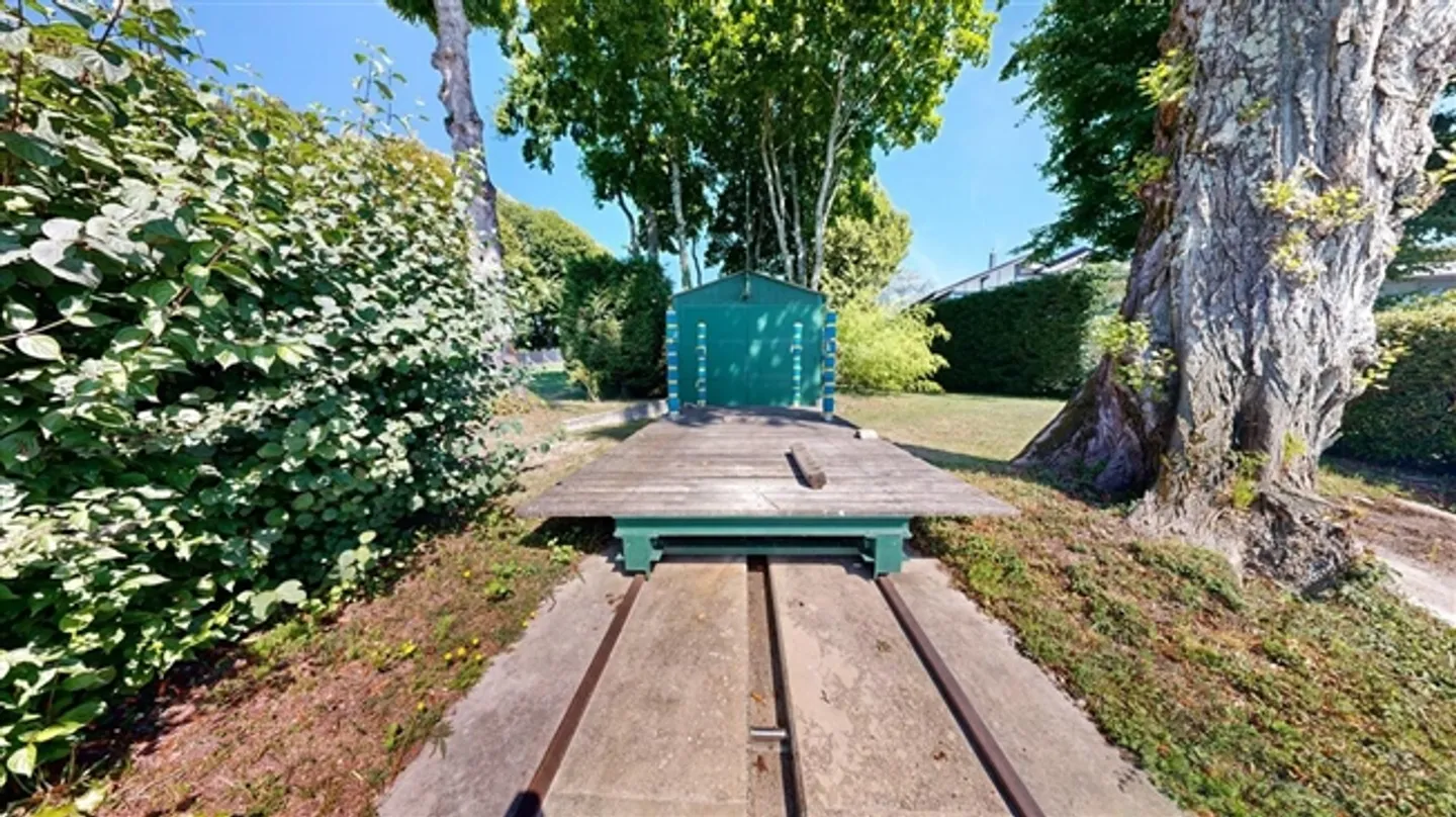 Magnifico terreno fronte lago con progetto di costruzione - Foto 13 di 19