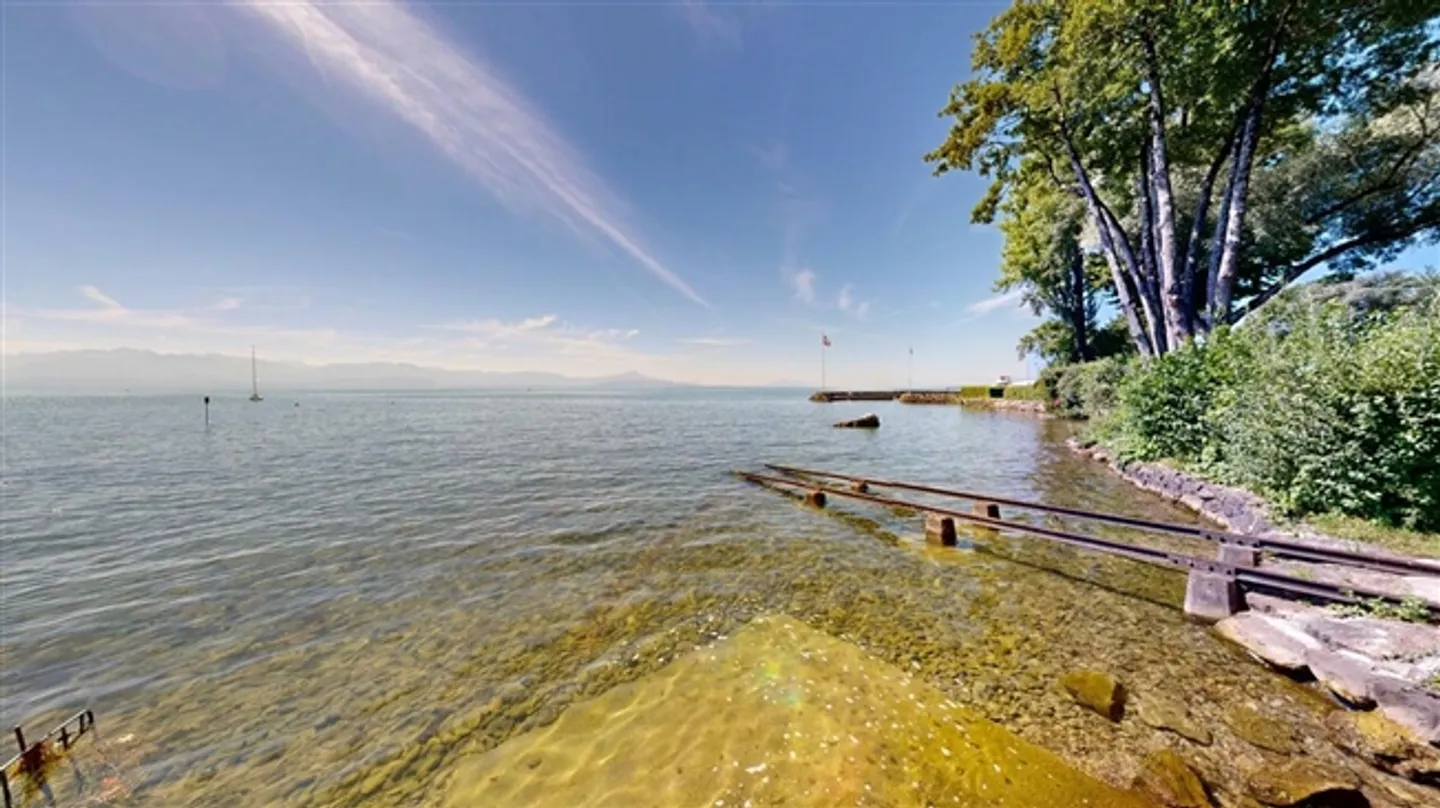 Magnifico terreno fronte lago con progetto di costruzione - Foto 14 di 19