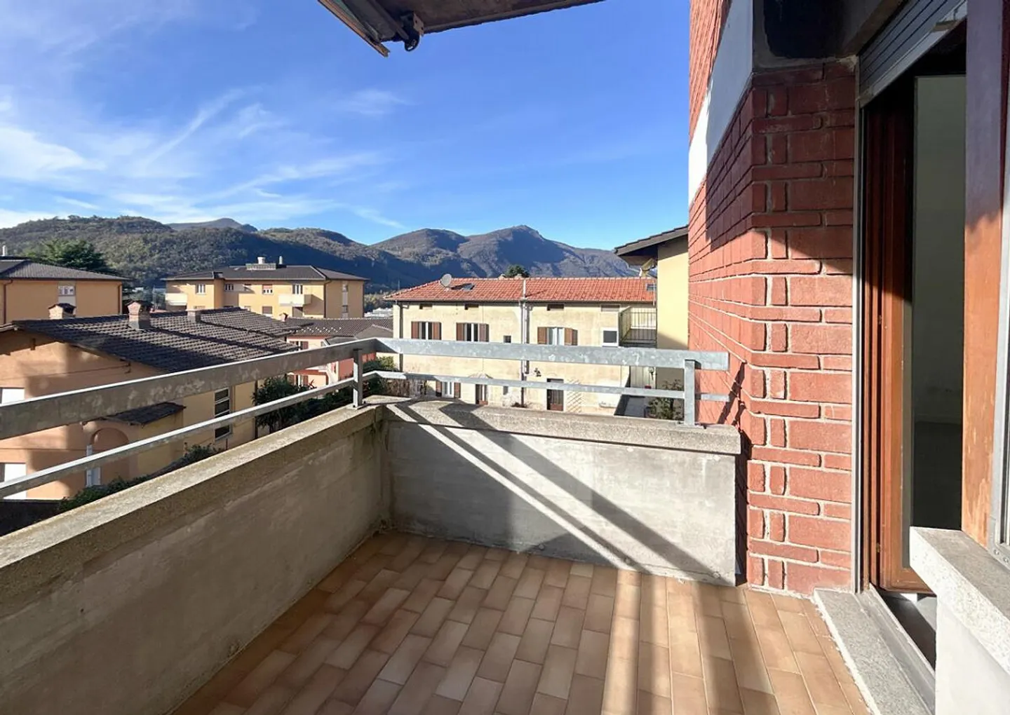 Appartamento Ristrutturato a Mendrisio - Foto 8 di 13