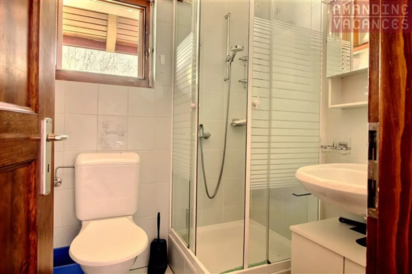 Appartement 3.5 pièces et mezzanine lumineuse au cœur de la nature - Photo 3 sur 11