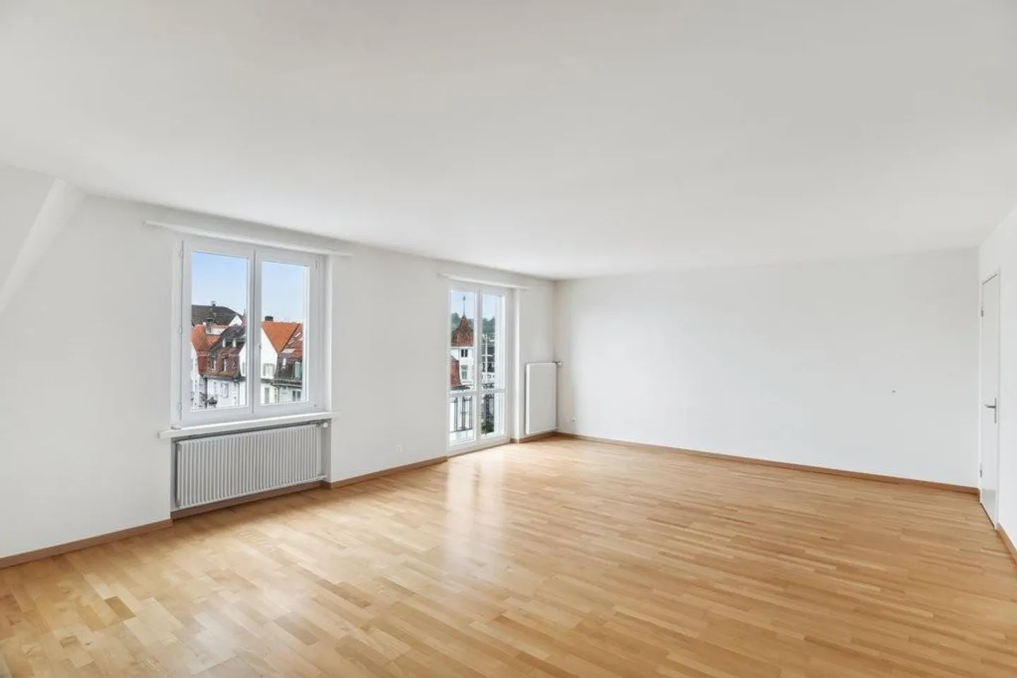 Votre nouvel appartement directement à la gare de Solothurn ! - Photo 2 sur 11
