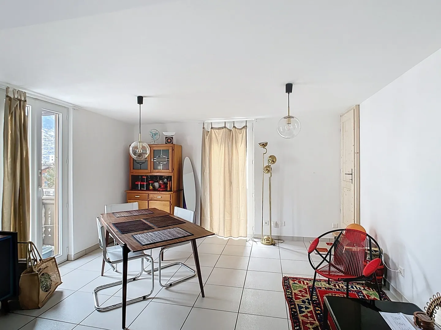 Immeuble entretenu avec soin au coeur de Sierre - Photo 9 sur 18