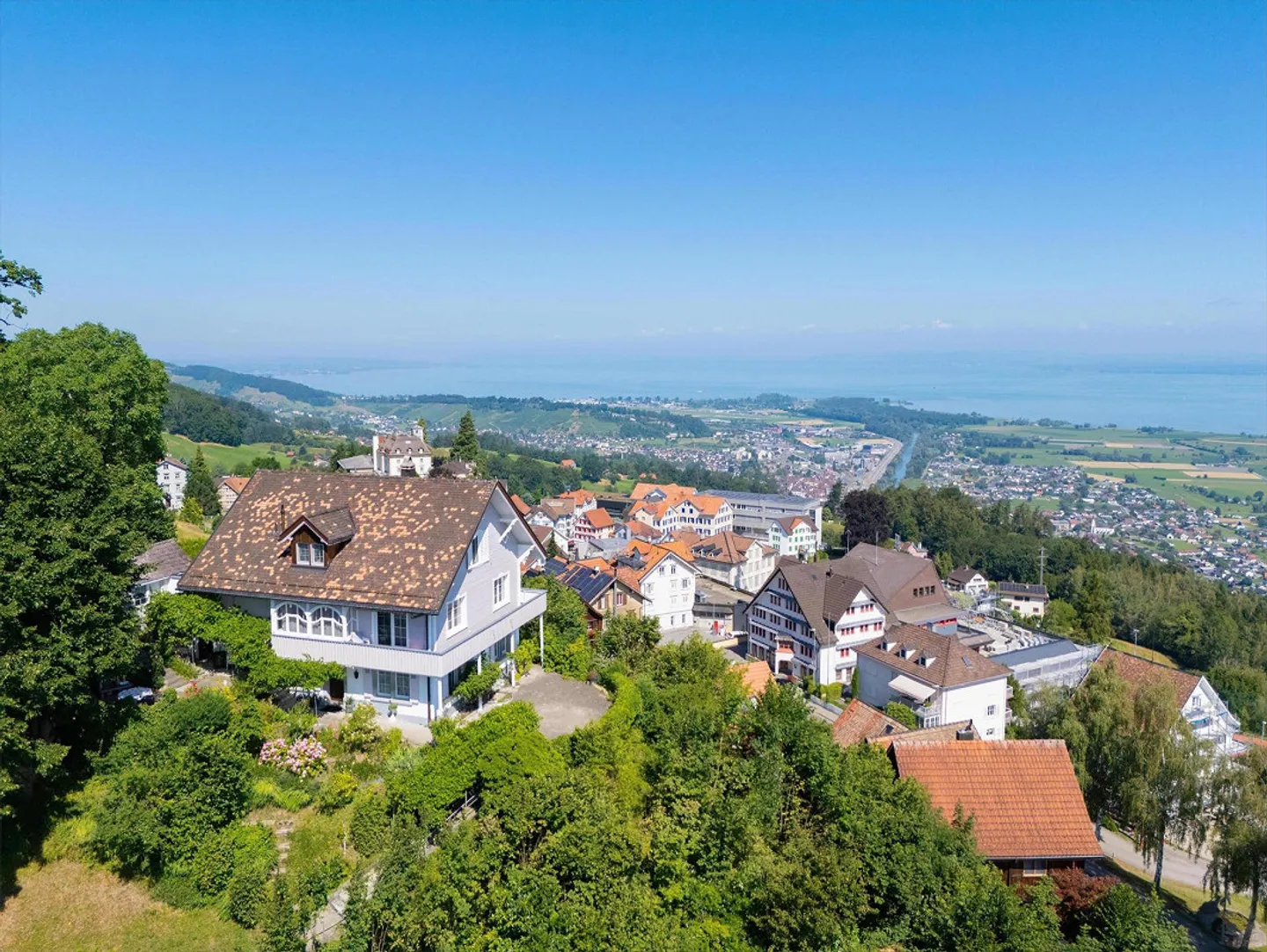 Casa unifamiliare di 7,5 locali con vista panoramica - Foto 2 di 12