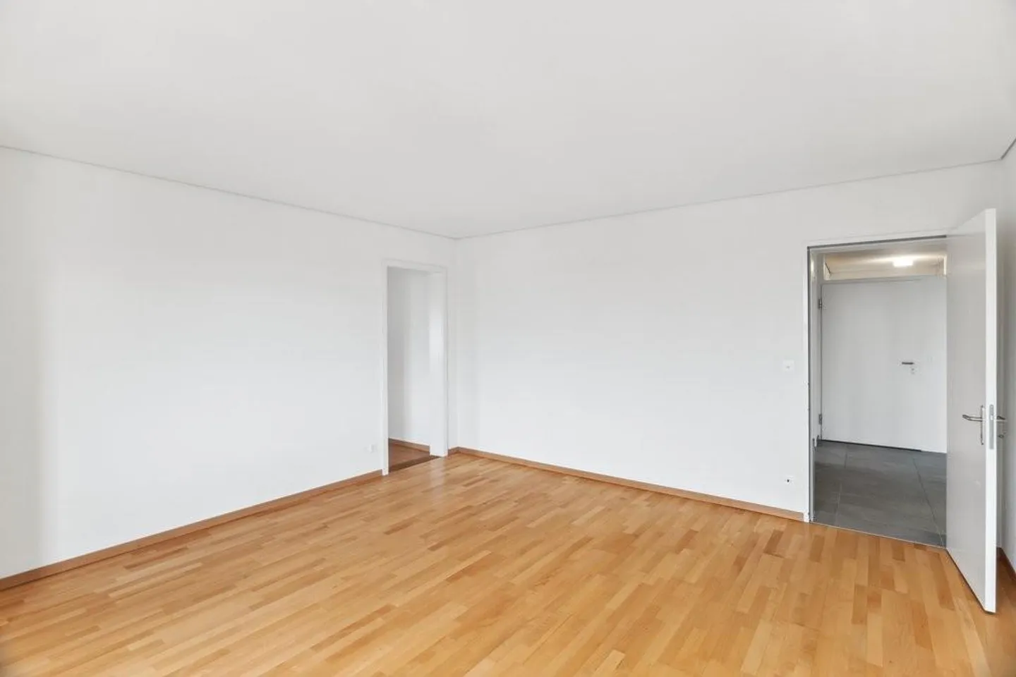 Votre nouvel appartement directement à la gare de Solothurn ! - Photo 4 sur 11
