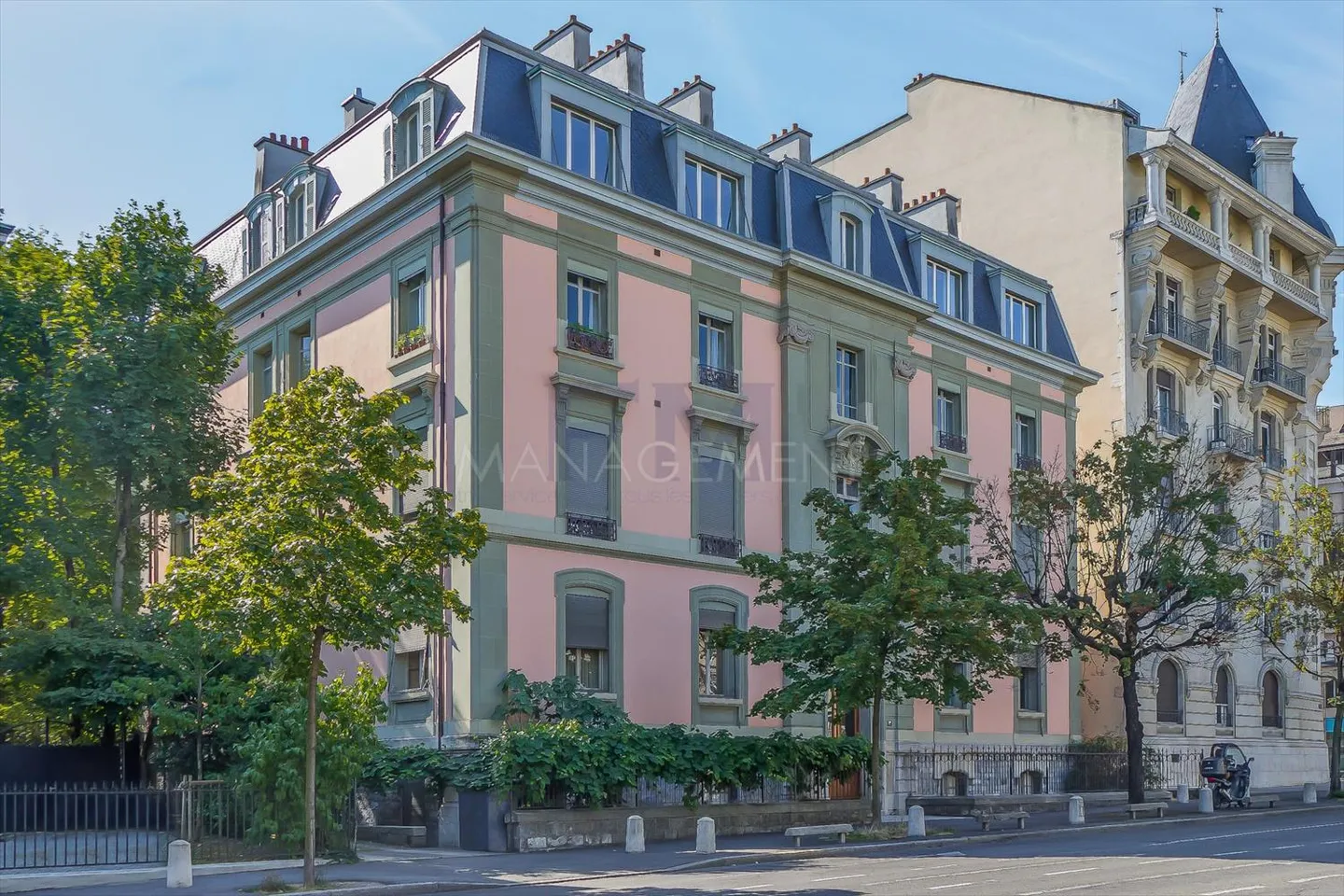 Florissant, Bvd des Tranchées, 4 pcs au 2ème étage, env 92m2 - Photo 1 sur 1