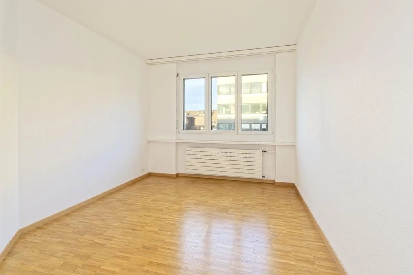 4.5-room apartment in optimal location - Photo 5 of 9