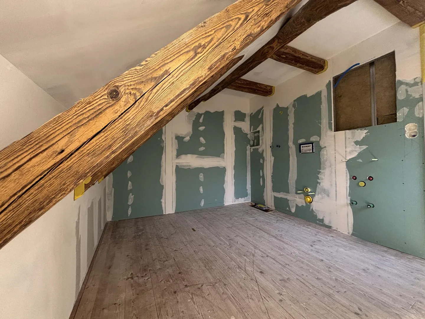 Charming 3.5 Room House Section in Historic Farmhouse - Newly Renovated - Photo 8 of 13