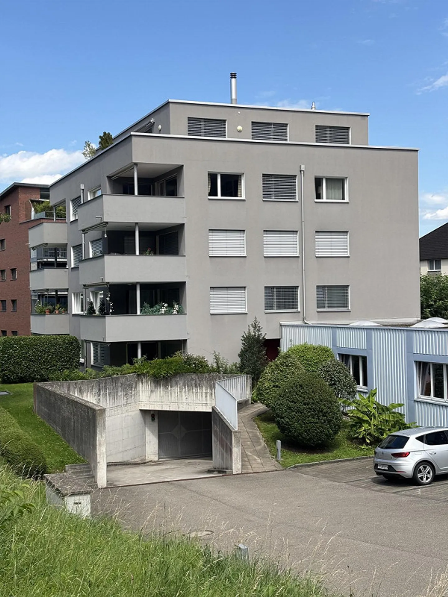 modernes Wohnobjekt an zentraler Lage - Foto 1 von 8