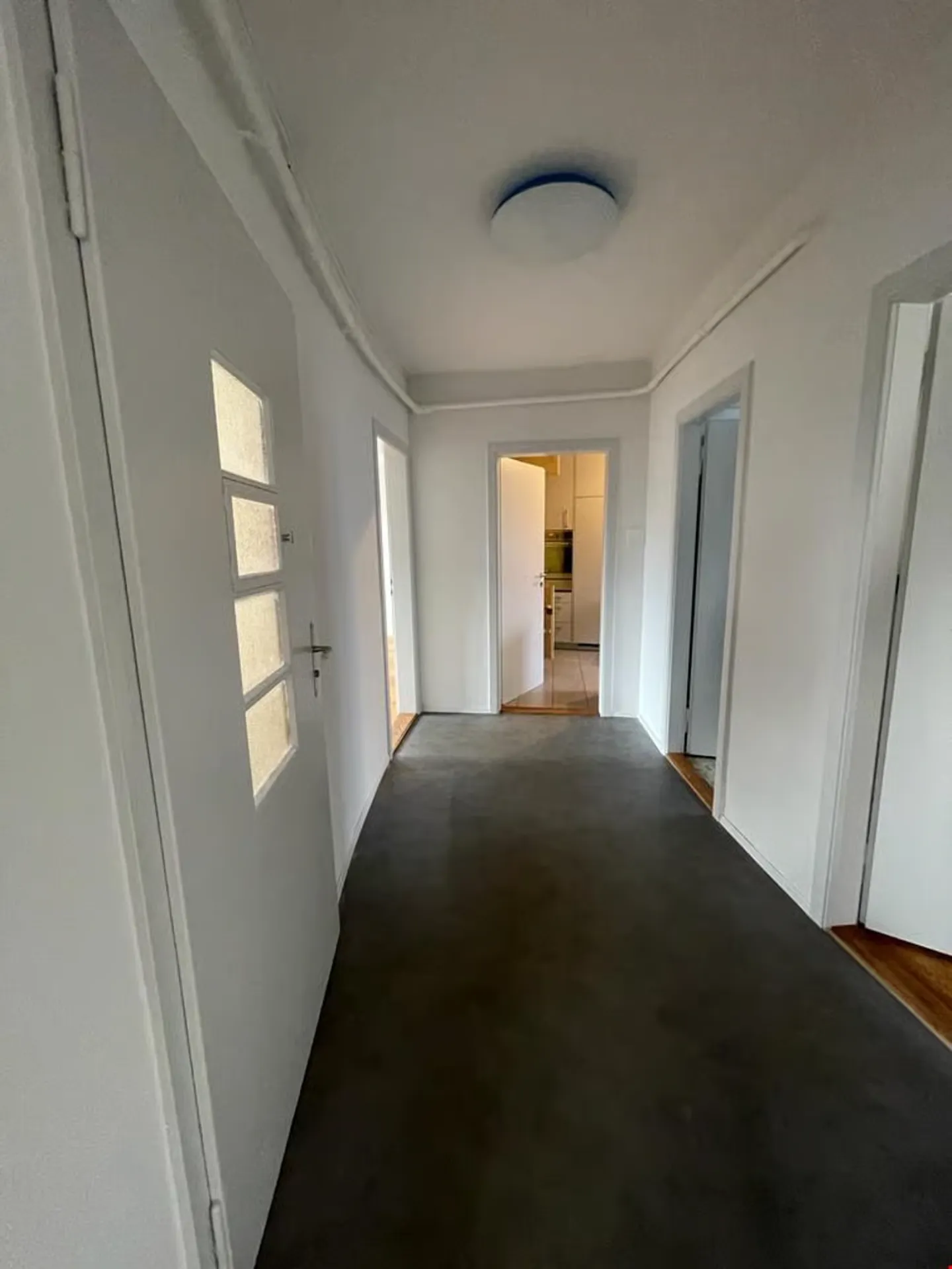 3.5-room apartment with large terrace and balcony - Photo 6 of 7
