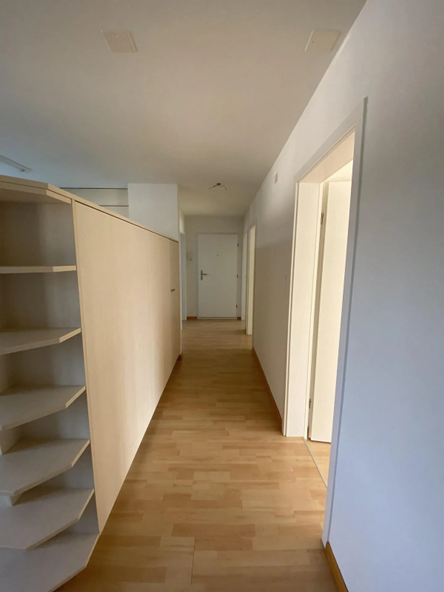 Schöne helle 4 Zimmerwohnung in ruhigem Wohnquartier - Foto 3 von 11