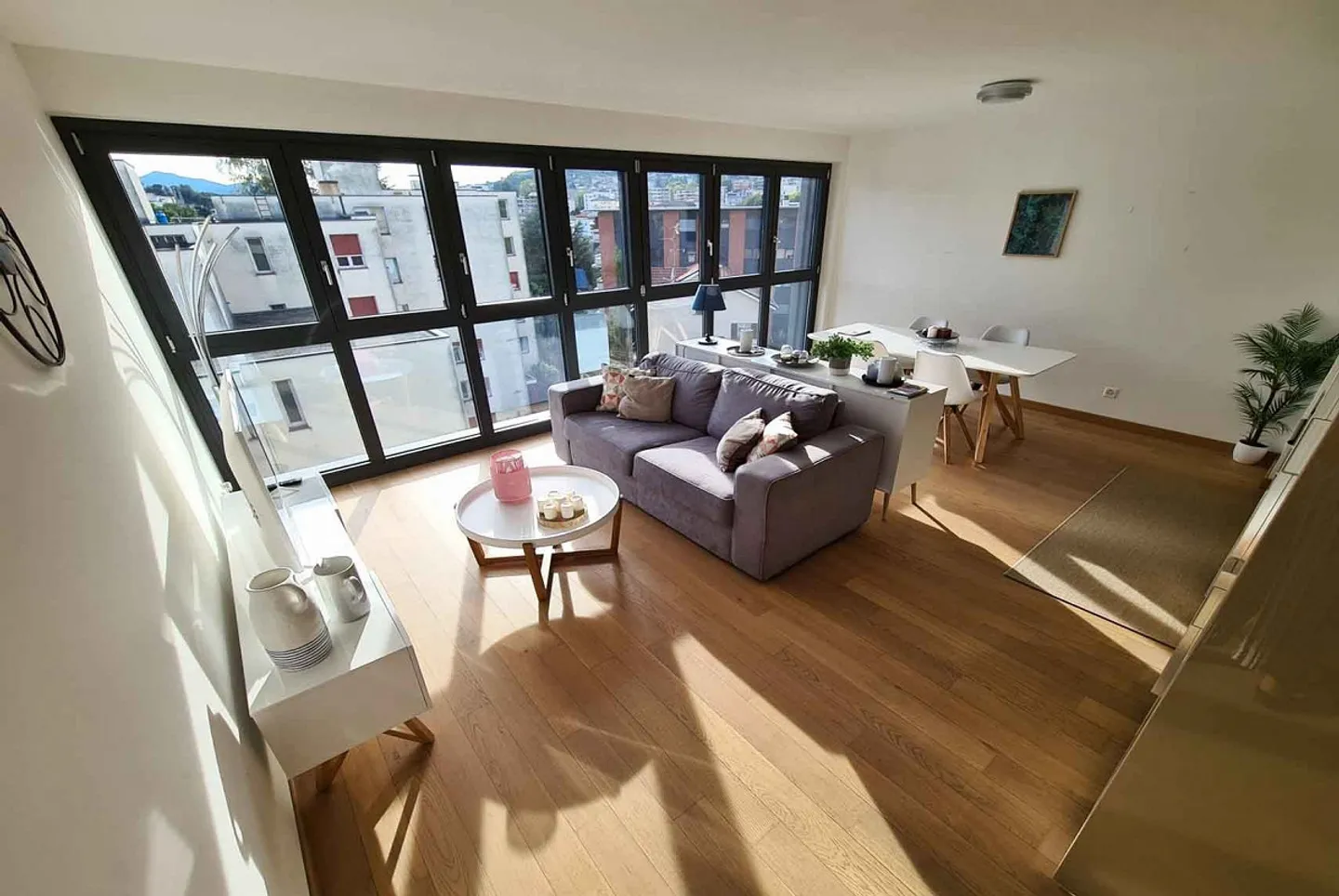 Elegante appartamento di 2,5 locali nel centro di Lugano Massagno - Foto 1 di 9