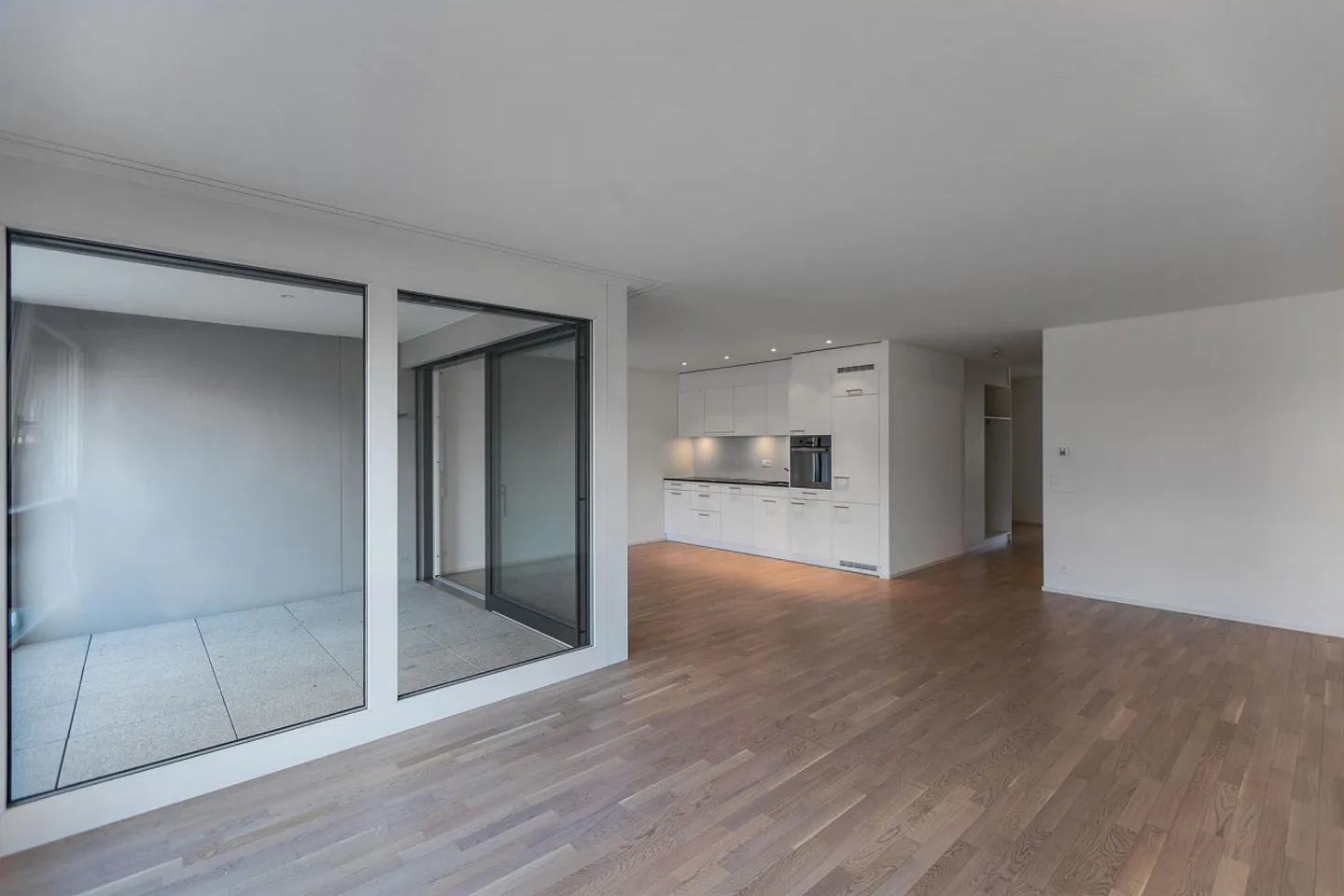 Elegant Apartment in Locarno - Photo 3 of 8