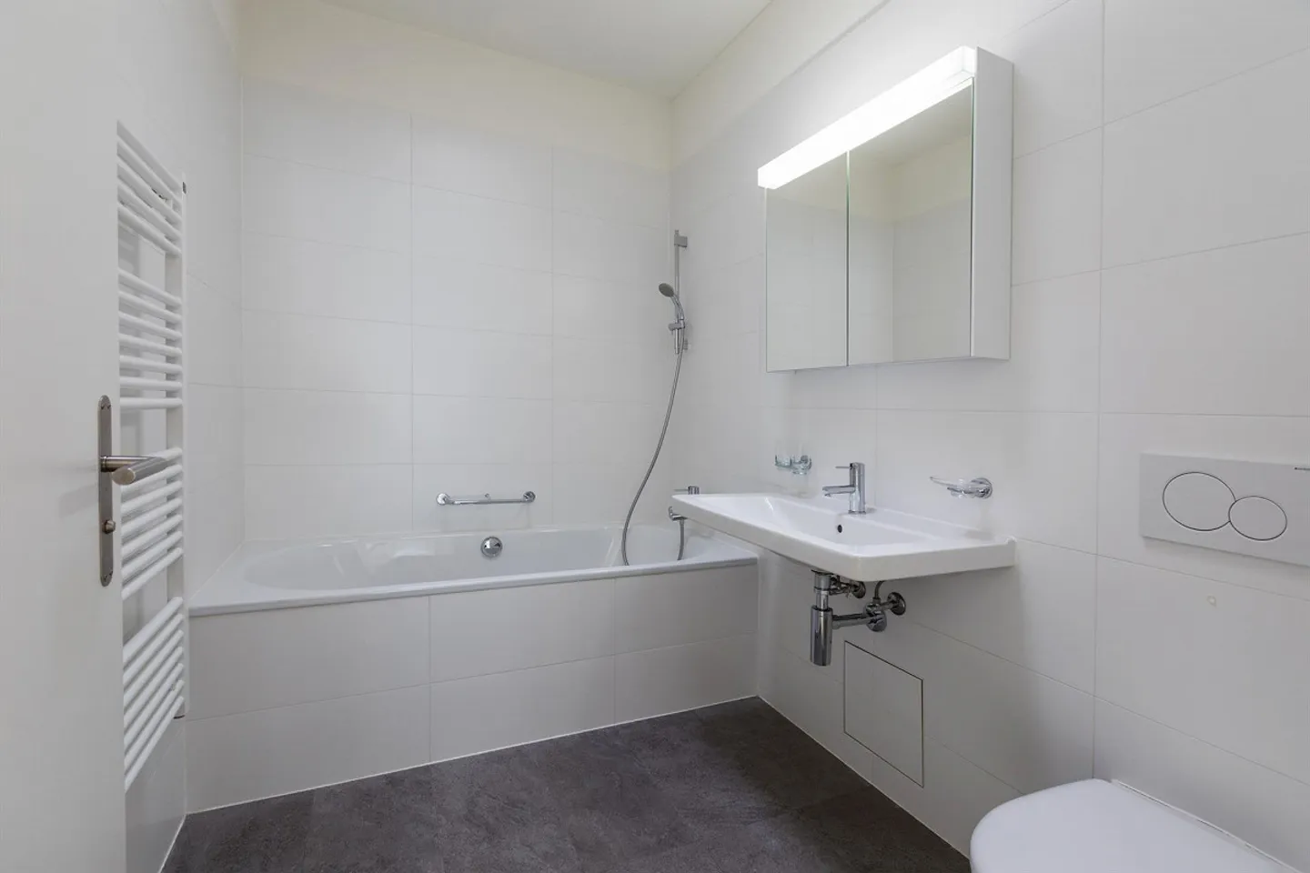 Elegant Apartment in Locarno - Photo 7 of 8