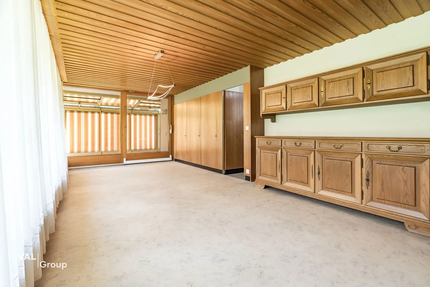 Occasion rare : beaucoup d'espace, grand jardin, emplacement central avec option commerciale - Photo 7 sur 34