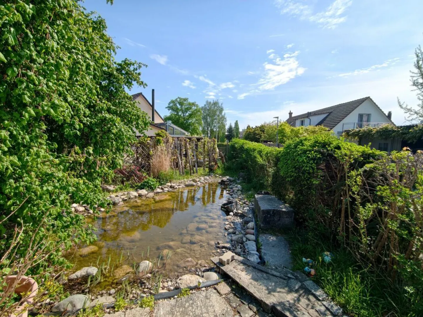 Idylle familiale avec véranda et merveilleux paradis de jardin - Photo 4 sur 10