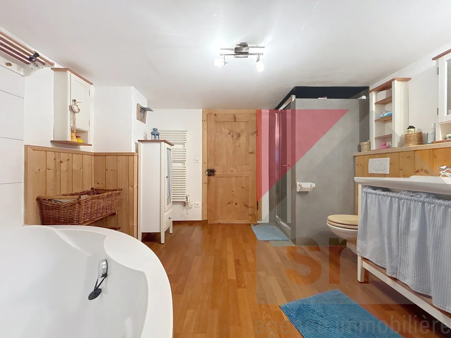 Charmanter Apartment mit 8,5 Zimmern in einem renovierten Bauernhof in Vuadens - Foto 14 von 21