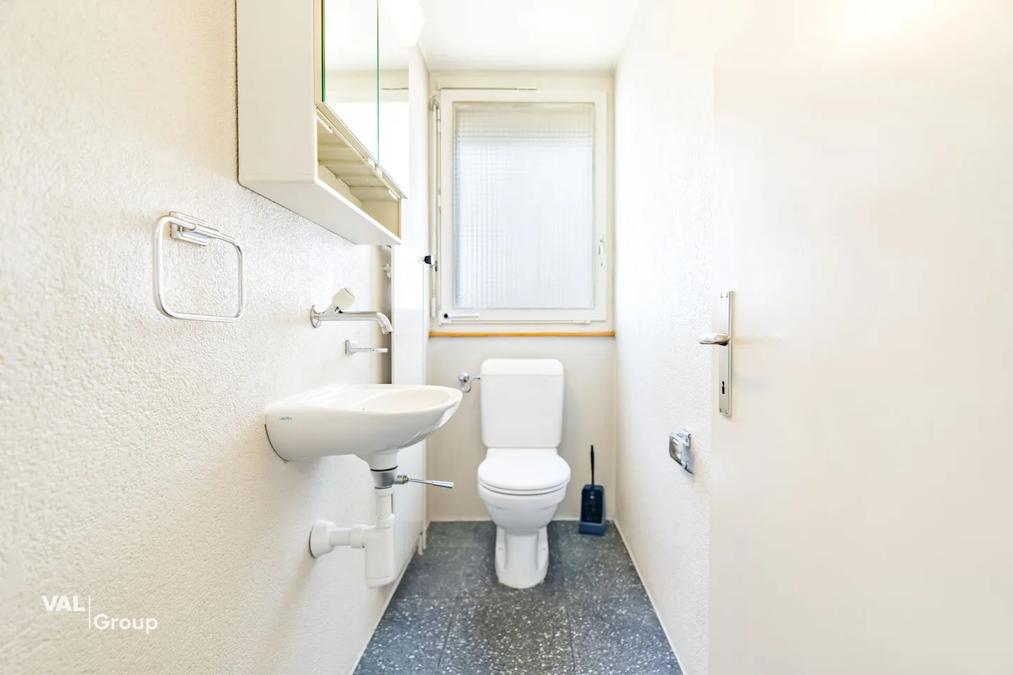 Occasion rare : beaucoup d'espace, grand jardin, emplacement central avec option commerciale - Photo 14 sur 34