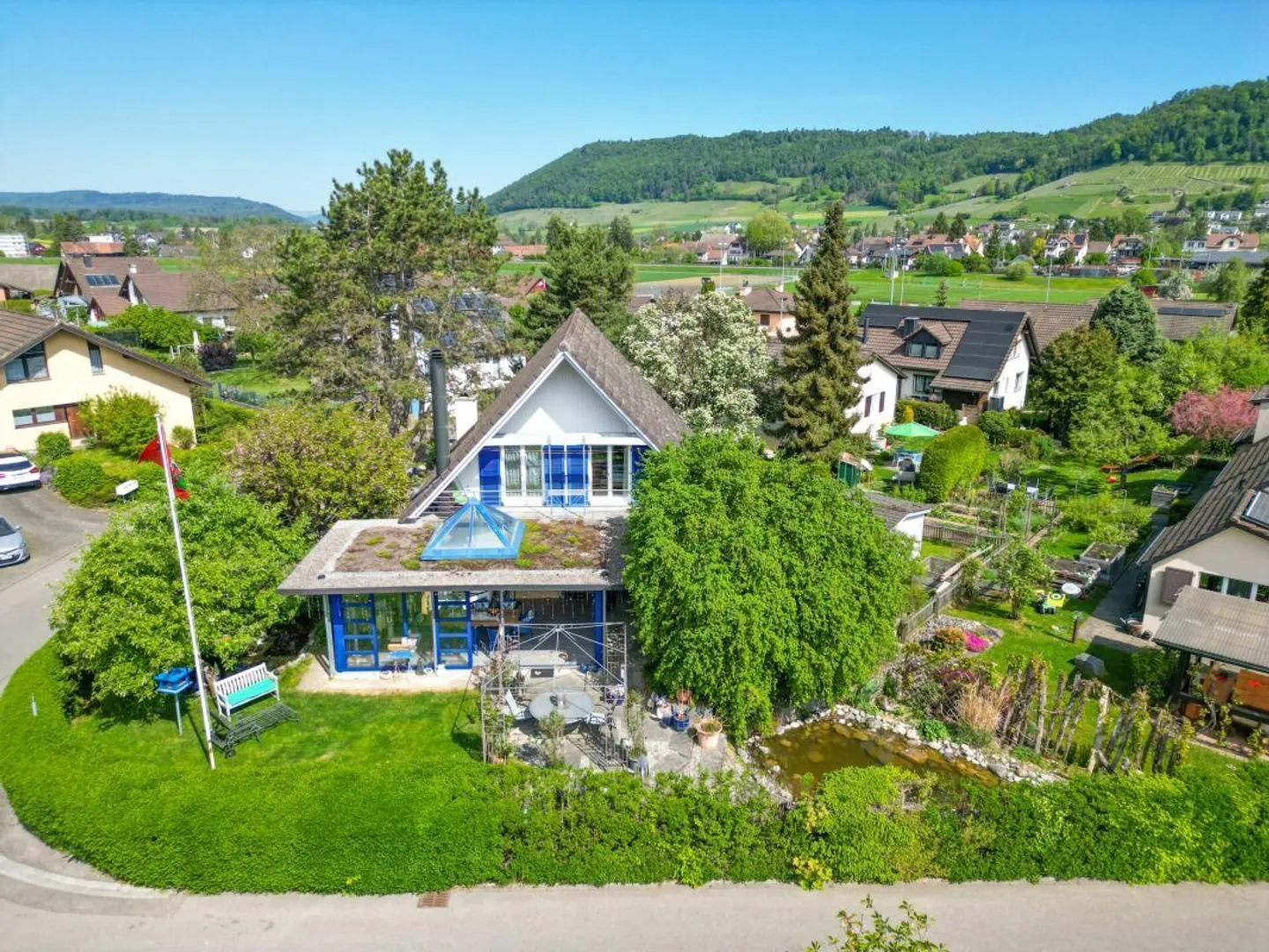 Idylle familiale avec véranda et merveilleux paradis de jardin - Photo 9 sur 10