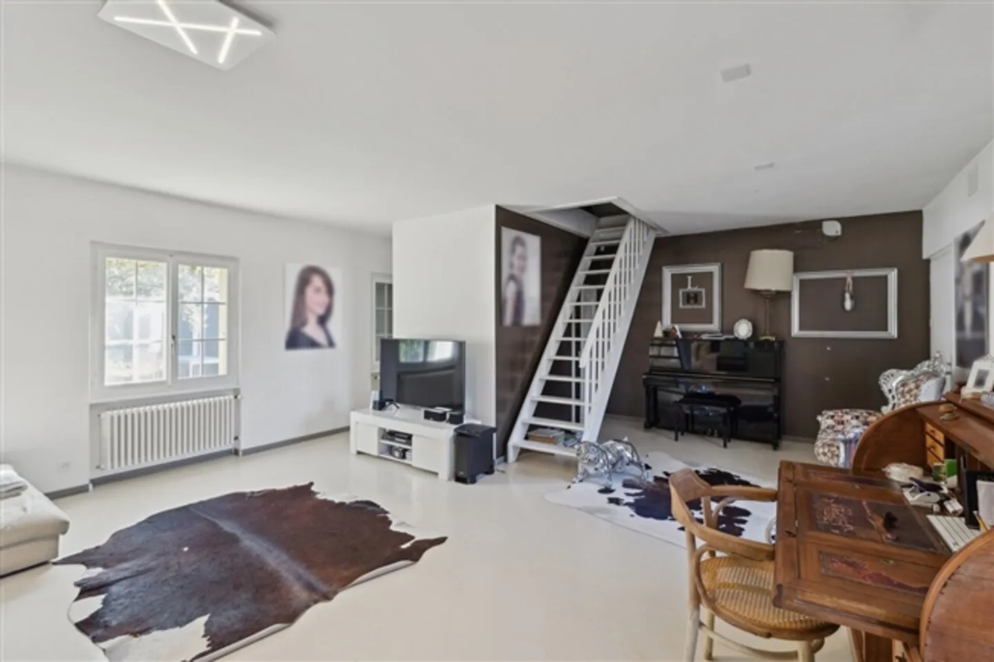 Elegante Villa mit Privatpark - Foto 15 von 19