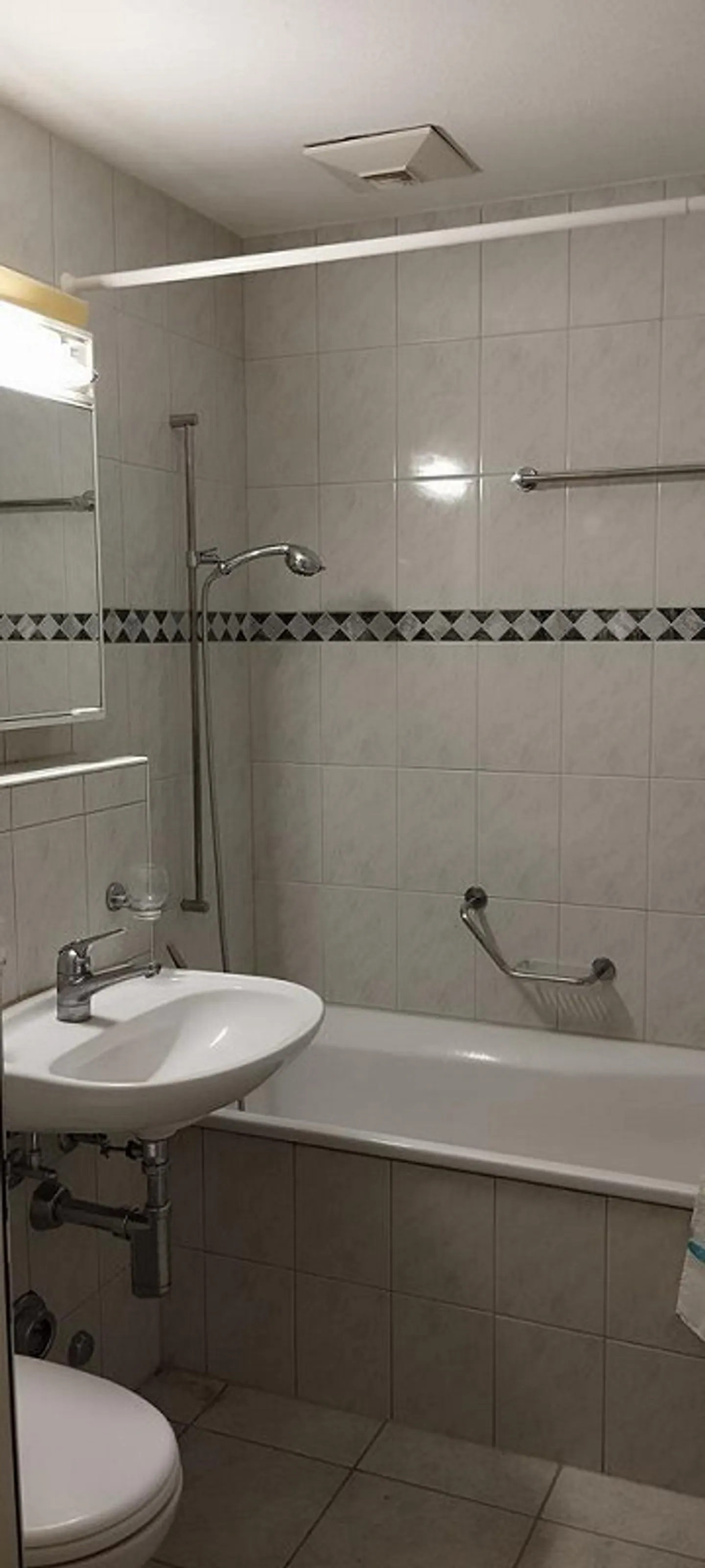 La tua nuova casa a Urdorf - centrale, confortevole e soleggiata - Foto 6 di 6