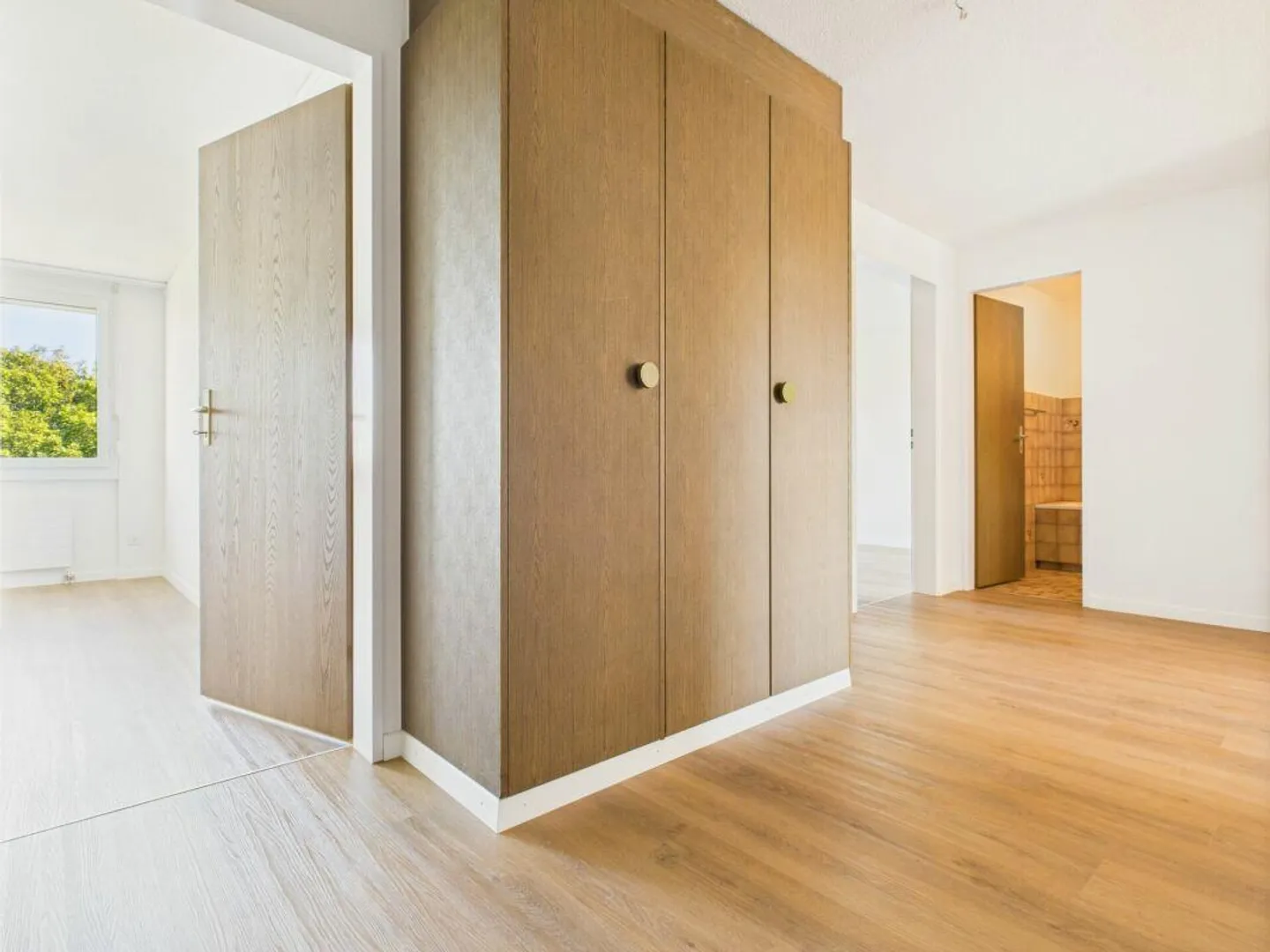 Grosszügige und gepflegte 4.5 Zimmer Wohnung an zentraler Lage! - Foto 5 von 10