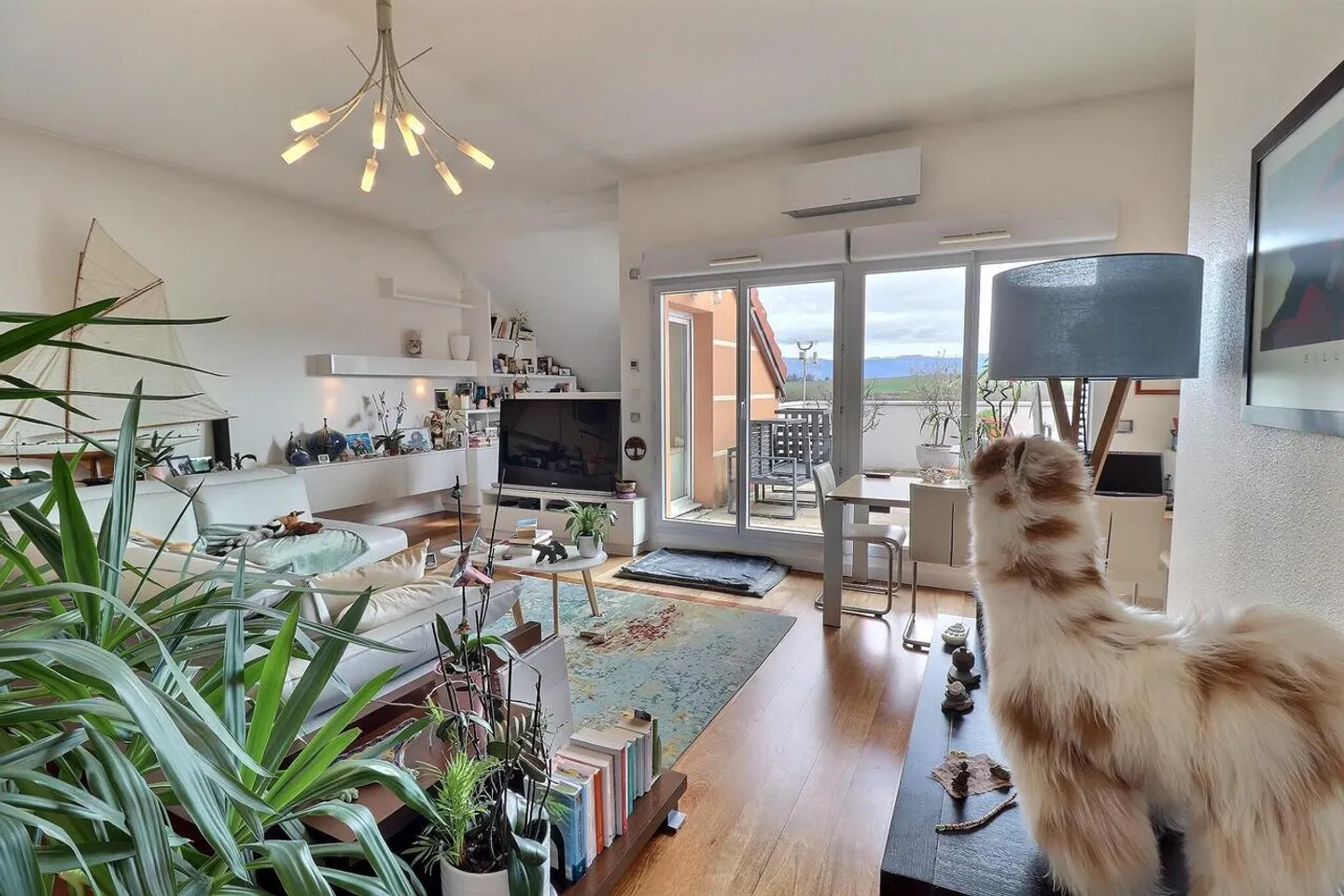 Wunderschöne Dachgeschosswohnung in besetztem Leibrentenvertrag mit Miete - Foto 1 von 15