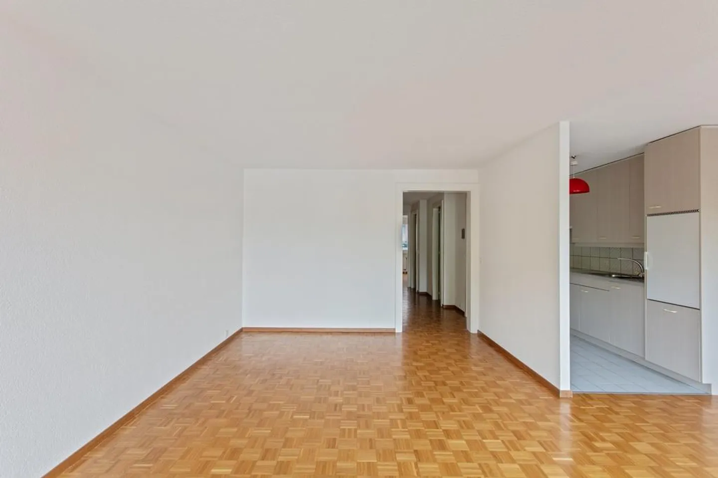 Zwischen Stadt und Bergen.. - Foto 7 von 10