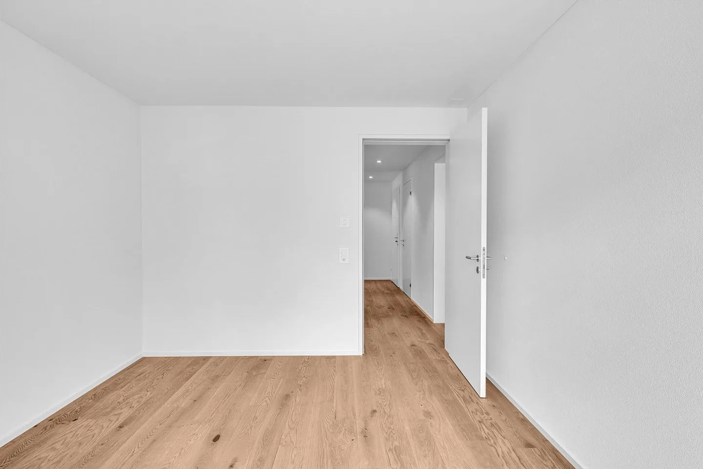 Nuovo edificio con comfort - Foto 20 di 28