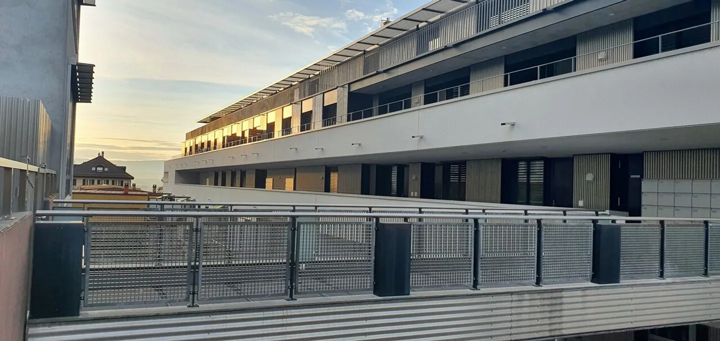 For Rent Studio - Photo 2 of 11