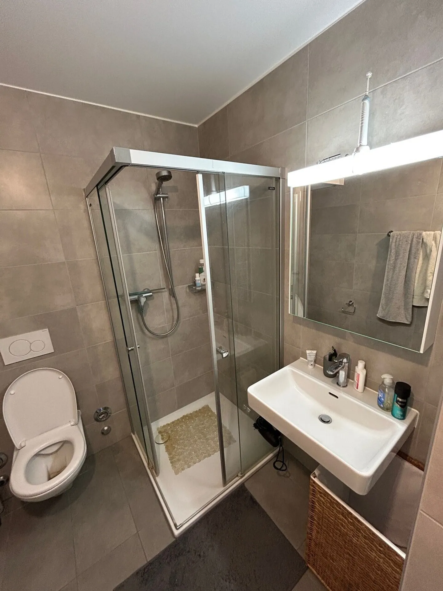 For Rent Studio - Photo 10 of 11