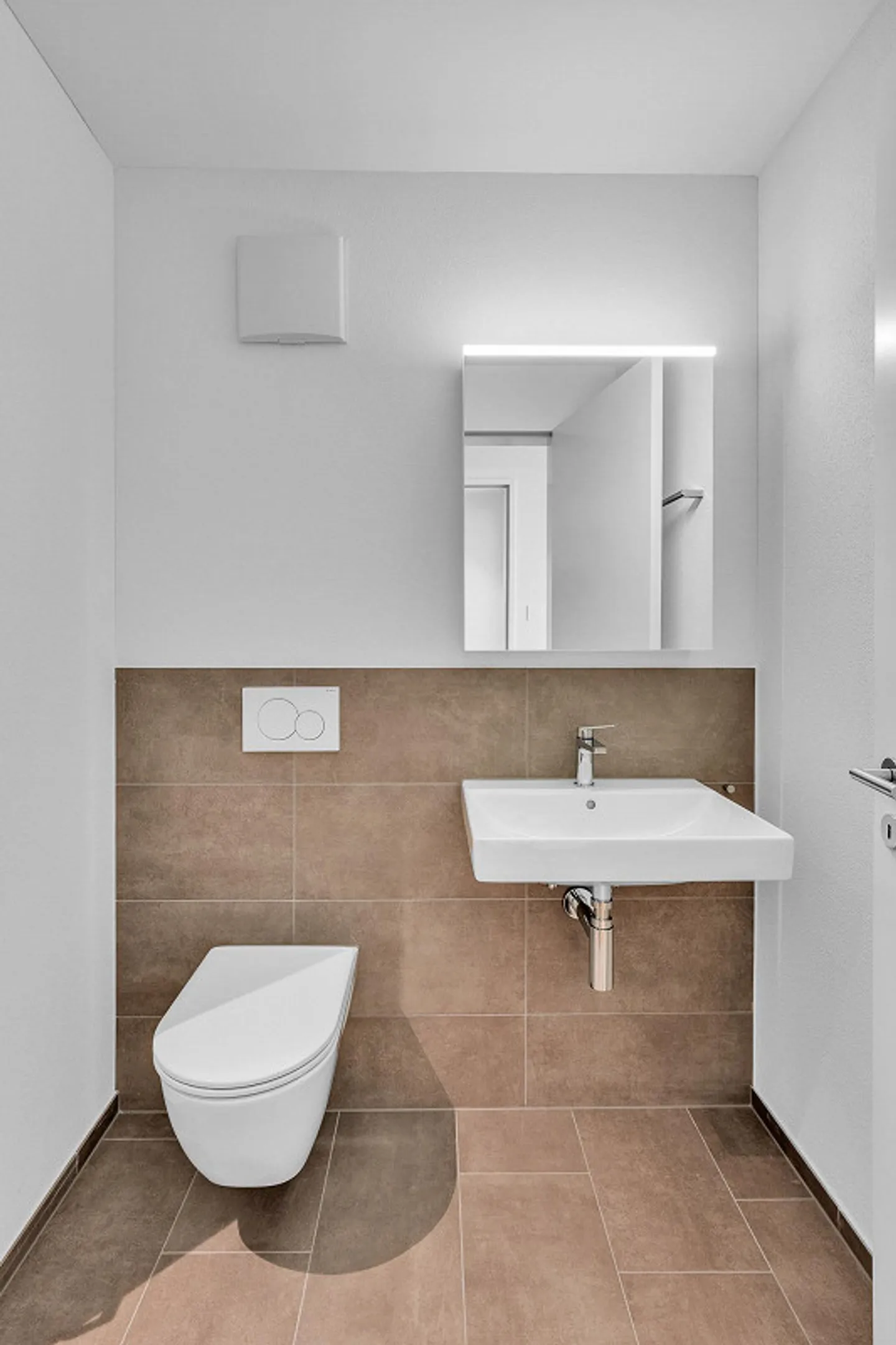 Nuovo edificio con comfort - Foto 25 di 28