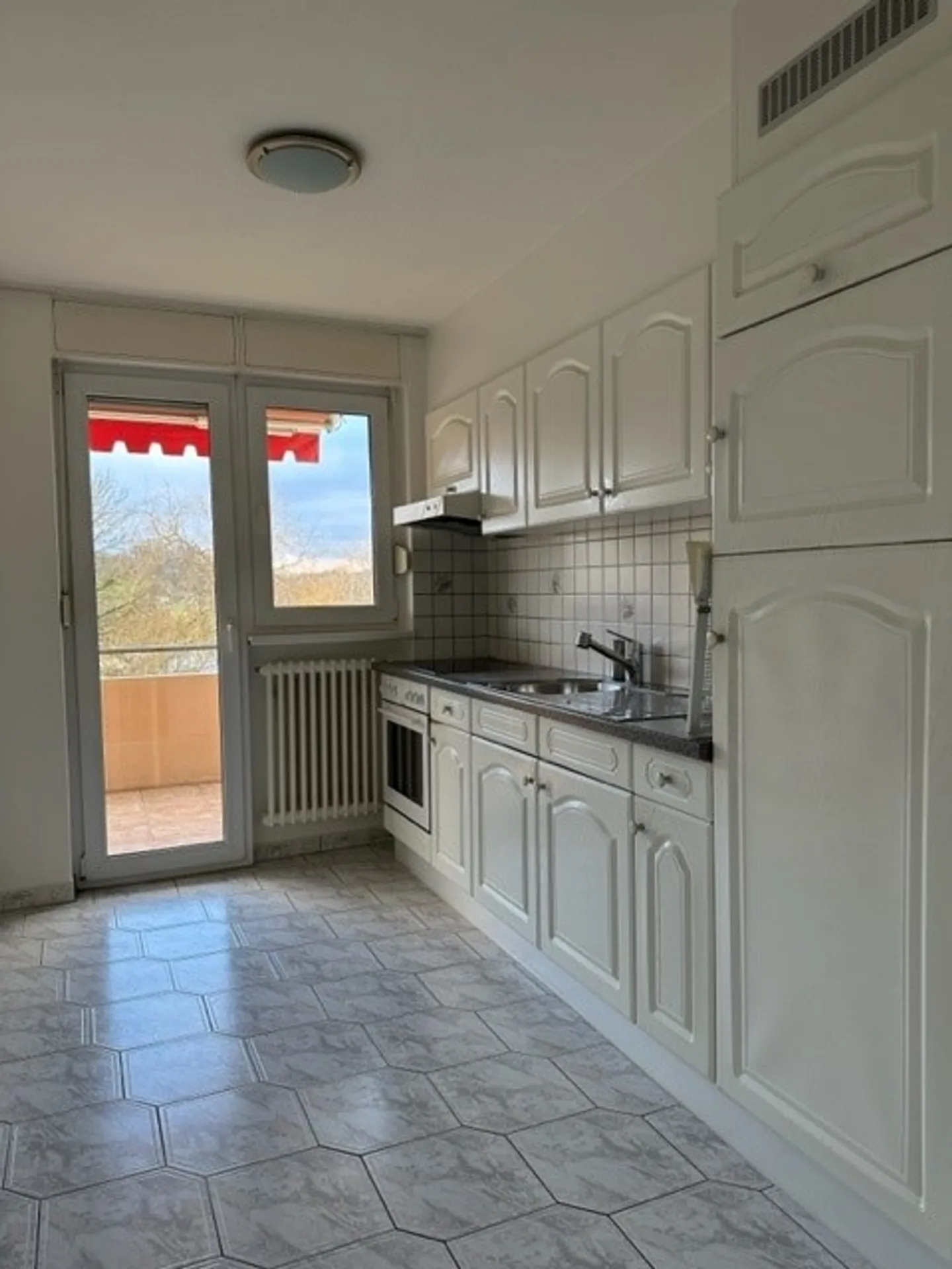 Platz für die ganze Familie! - Foto 3 von 12