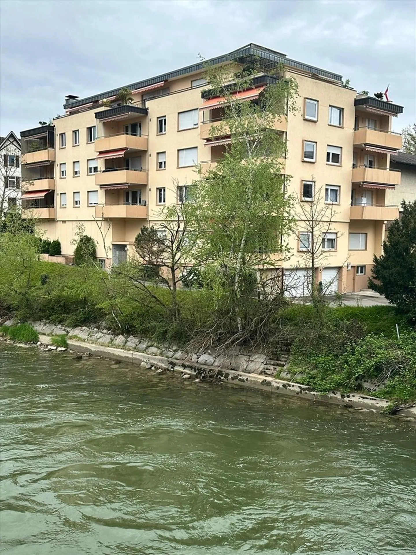 Platz für die ganze Familie! - Foto 1 von 12