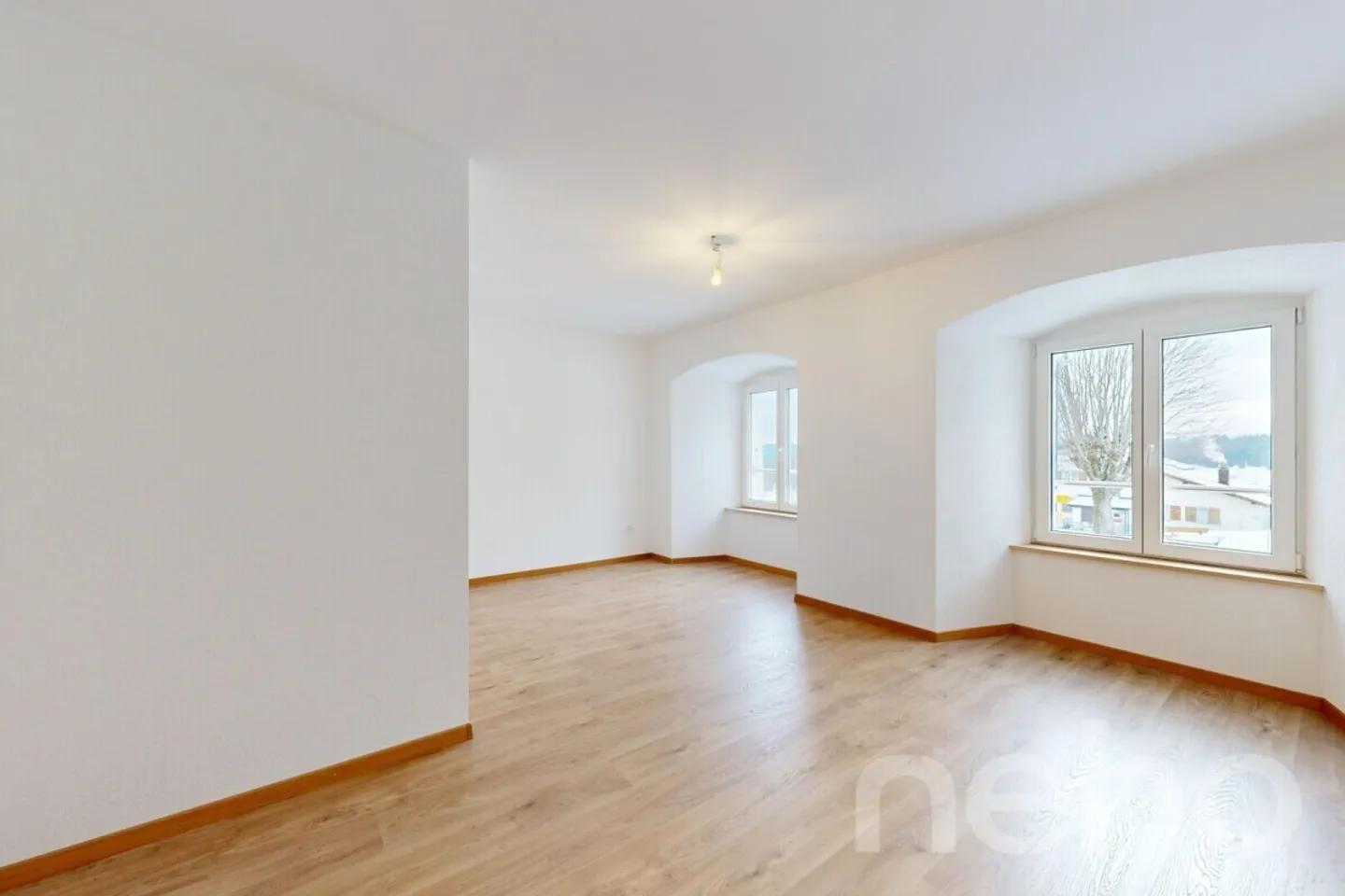Superbe appartement de 3.5p orienté sud-ouest dans bâtiment historique - Photo 8 sur 13