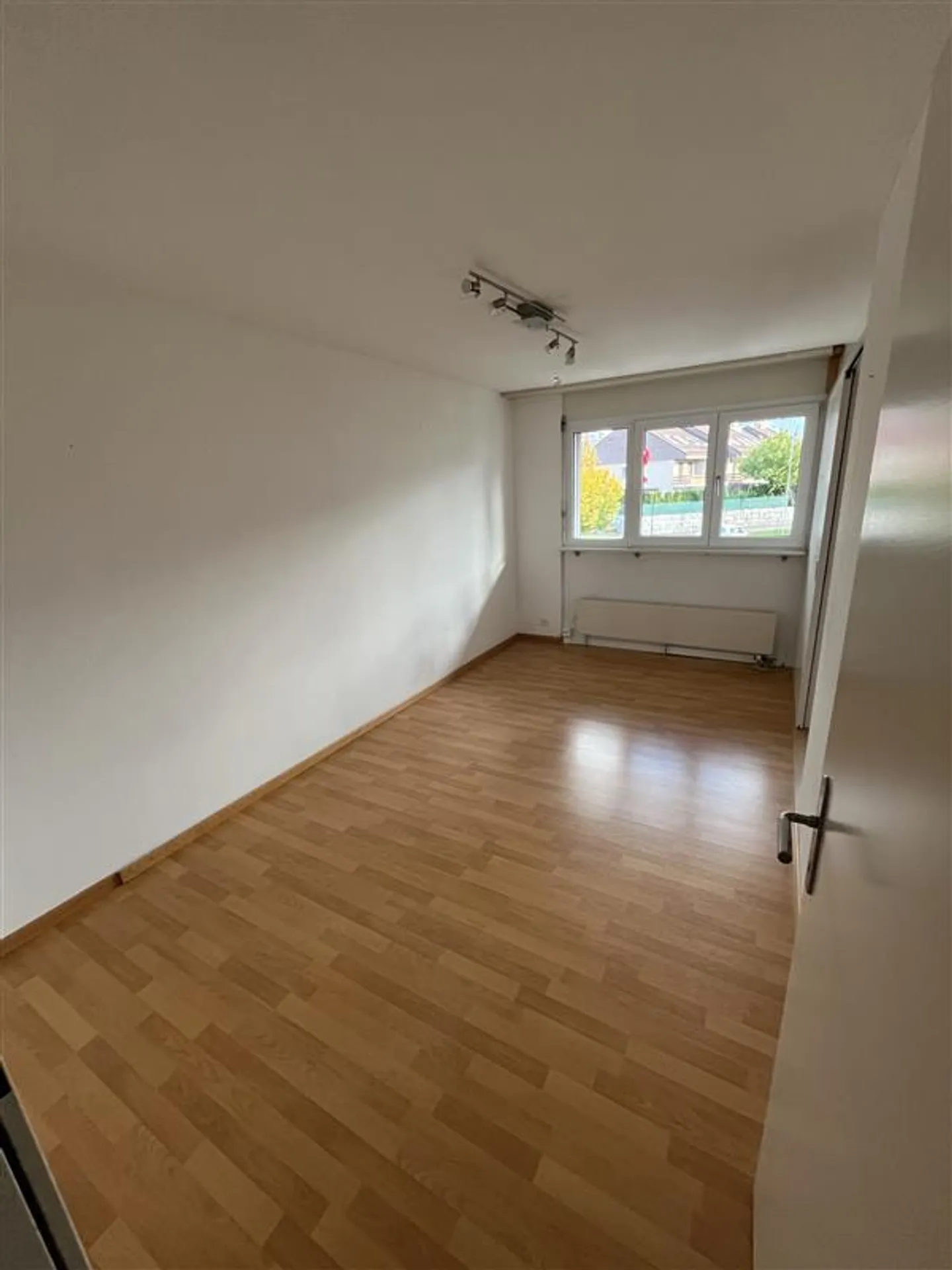 Apartment for rent - Photo 6 of 12