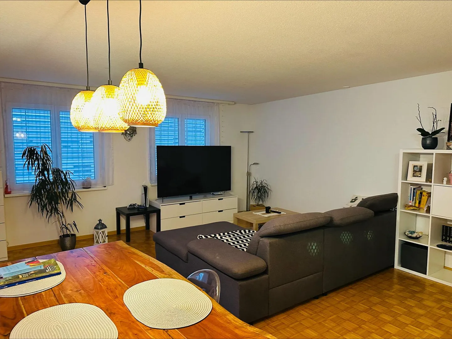 Bright 2.5-room apartment with two balconies in the center of Hochdorf - Photo 2 of 10