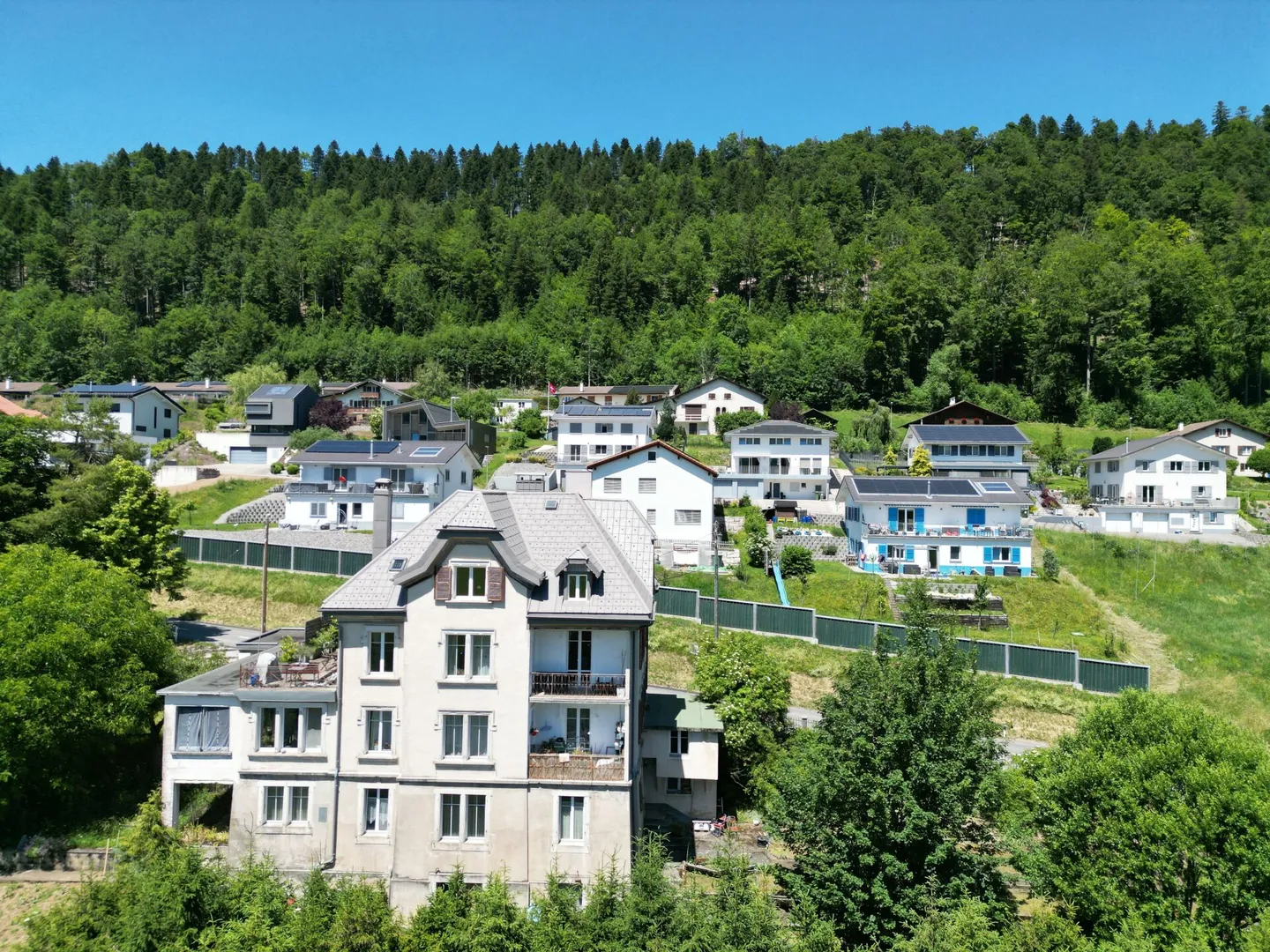 Renan, Mietgebäude mit 5 Wohnungen und Parkplätzen - 5,3 % - Foto 3 von 3