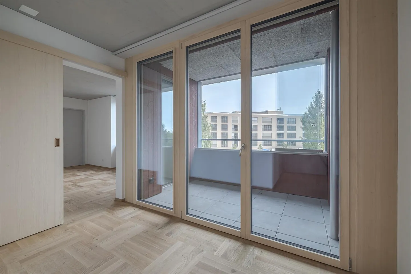 3.5 Room Apartment in Biel - Photo 3 of 13