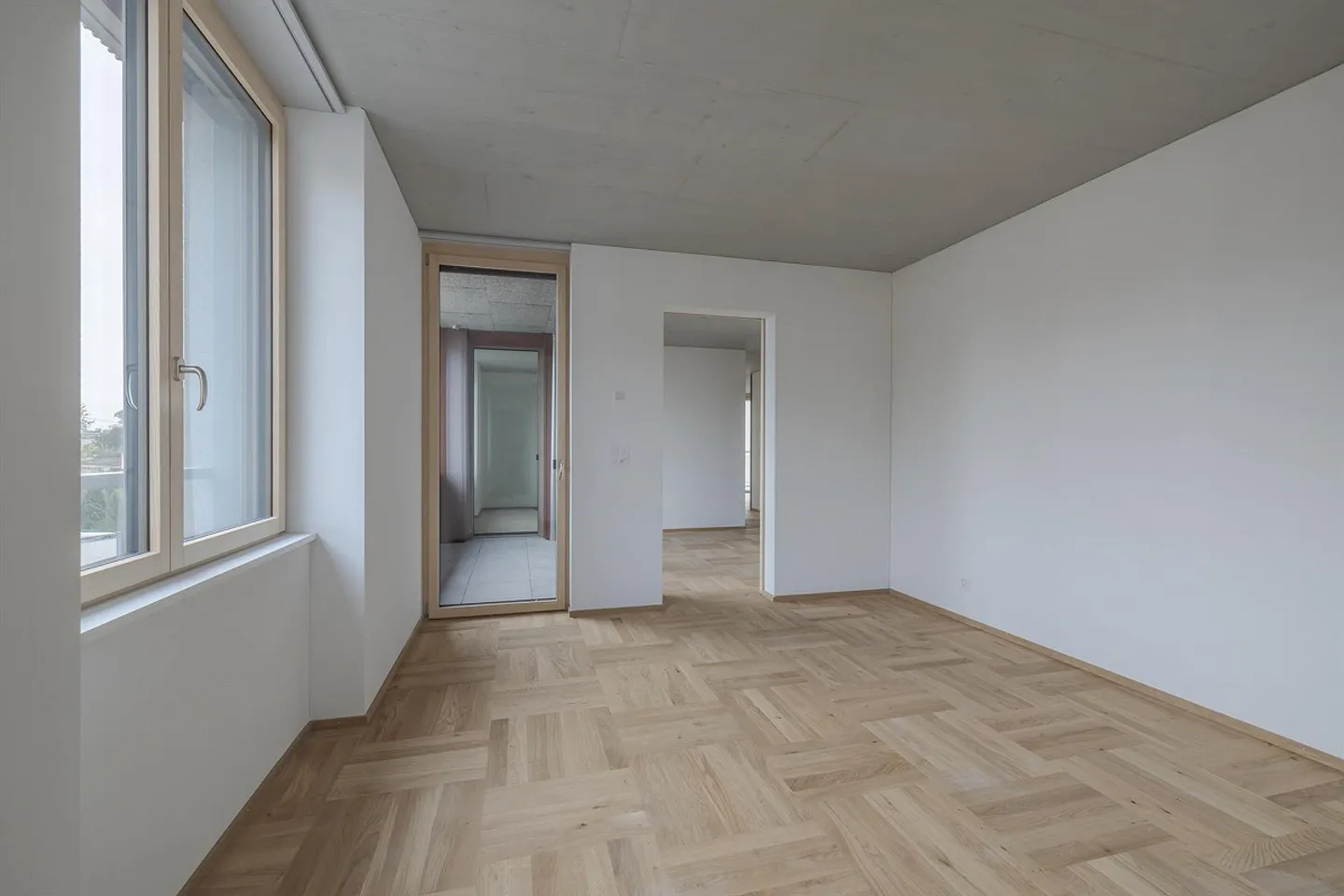 3.5 Room Apartment in Biel - Photo 4 of 13
