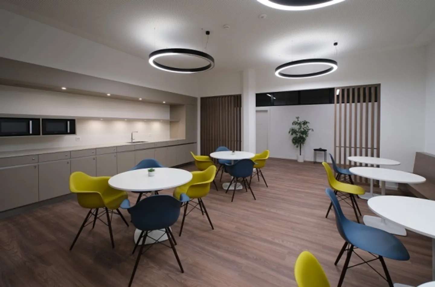 Modernes Co-Working Space - Foto 1 von 1