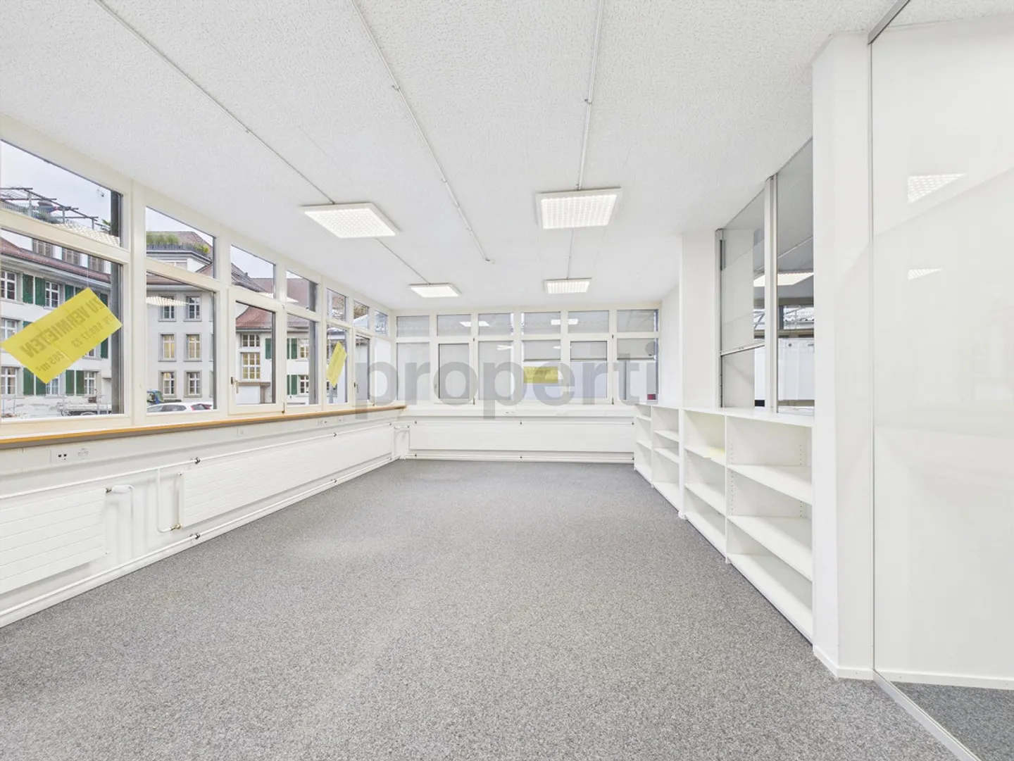 Exquisite office with versatile usage options in Aarwangen... - Photo 2 of 9