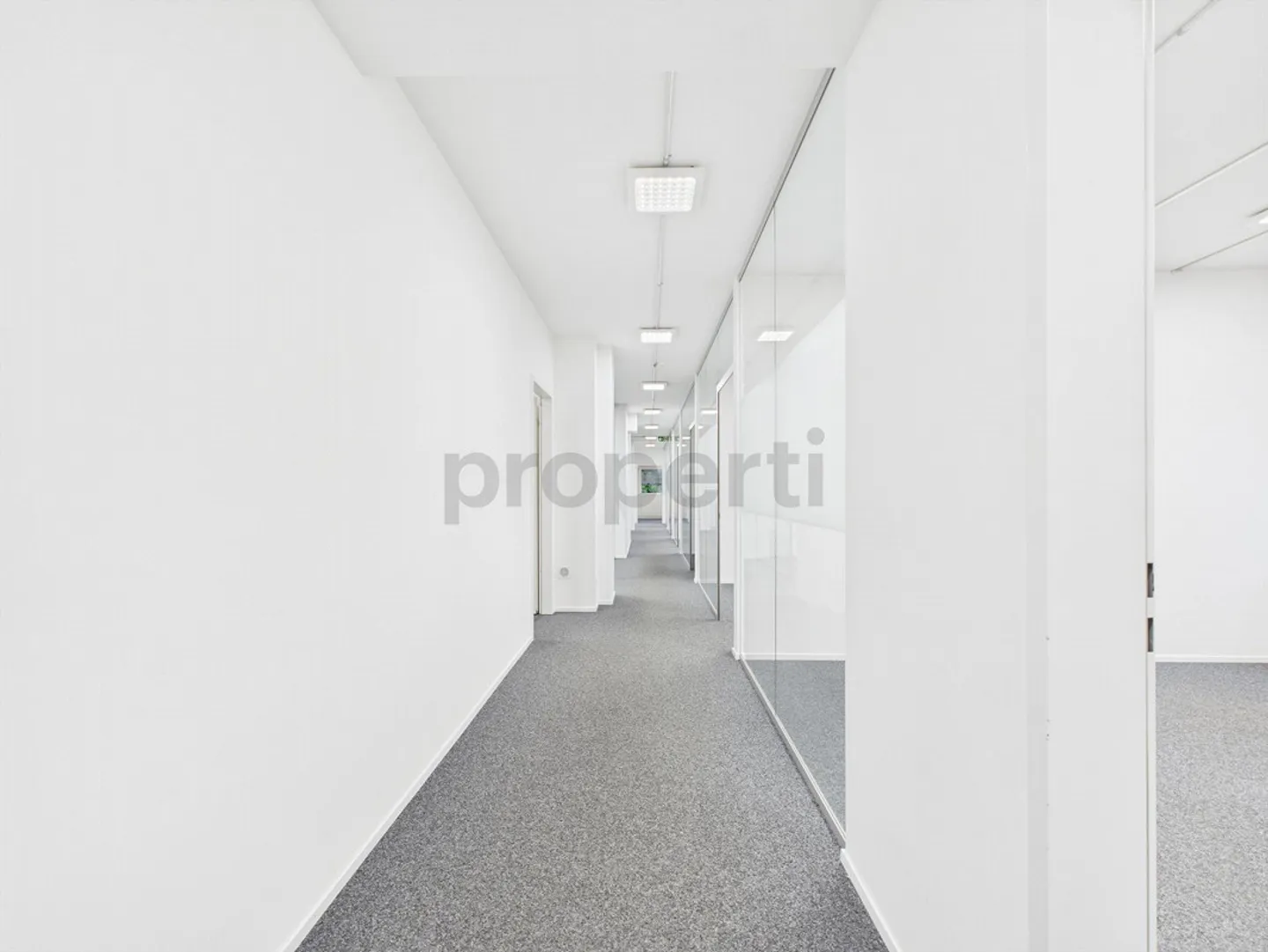 Exquisite office with versatile usage options in Aarwangen... - Photo 4 of 9